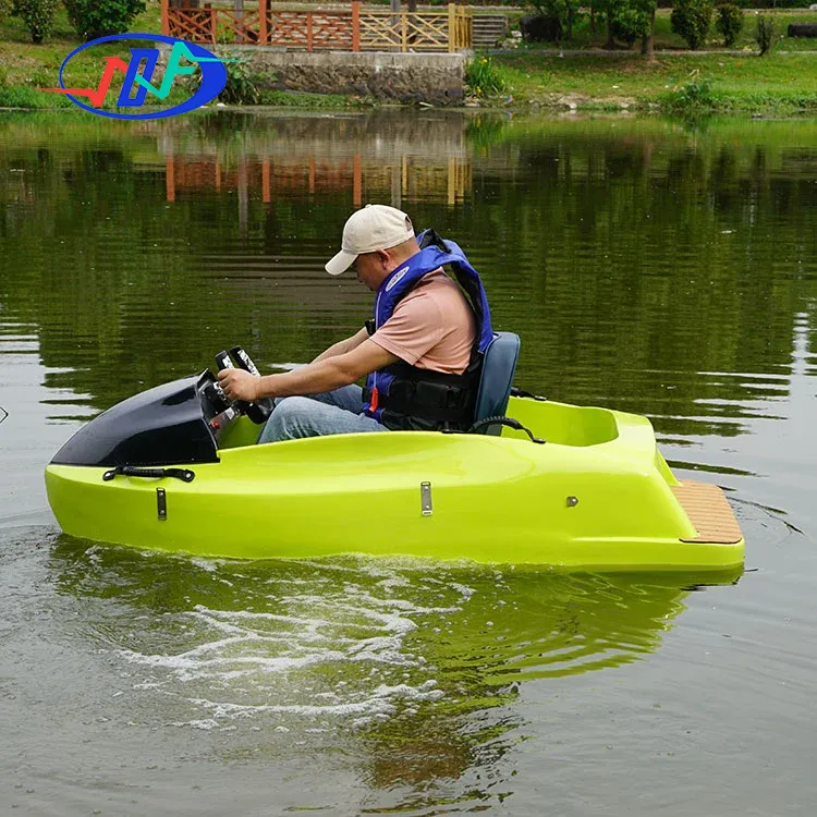 Tweezitter elektrische kartboot